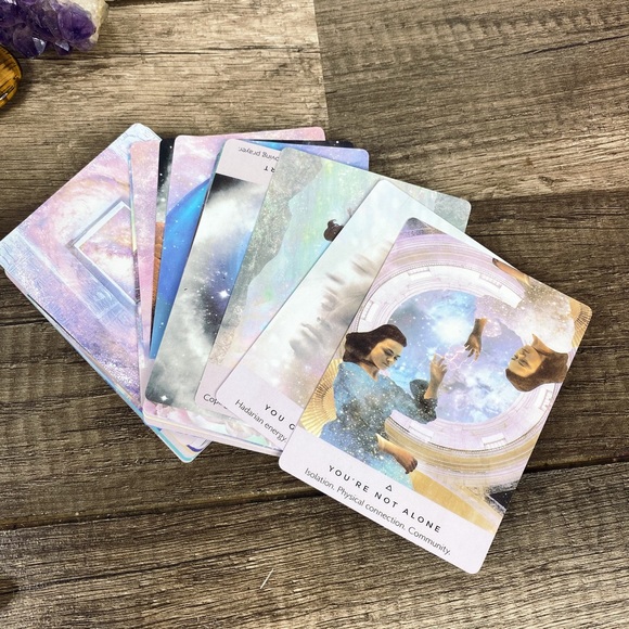 ❌SOLD❌ NWT The Starseed Oracle Tarot deck - Picture 3 of 5